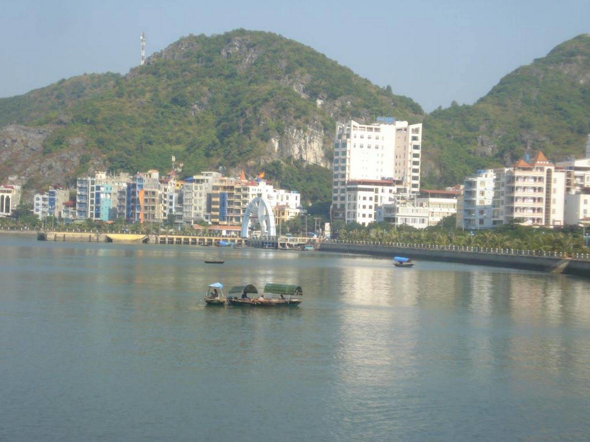Hung Long Harbour Hotel Cat Ba Dong Khe Sau Kültér fotó